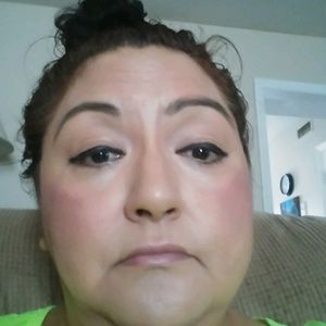 Meet your Posher, Ana